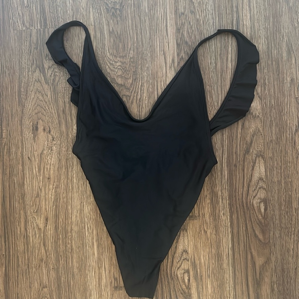 Aerie Medium Black one piece swimsuit with ruffles